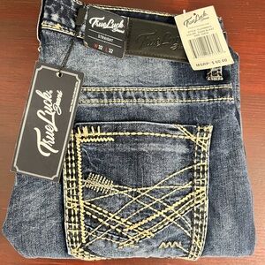 True Luck Men`s Jeans Straight Medium Wash 32x32 NWT $60 Embroidered